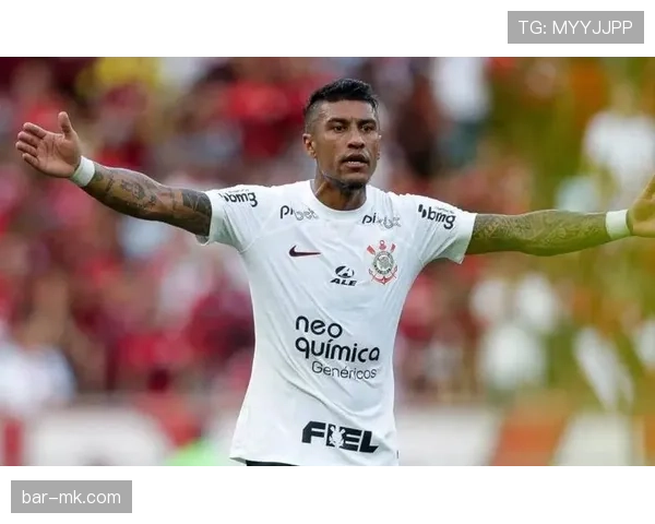 保利尼奥关键时刻发力助球队逆转，再续辉煌新篇章