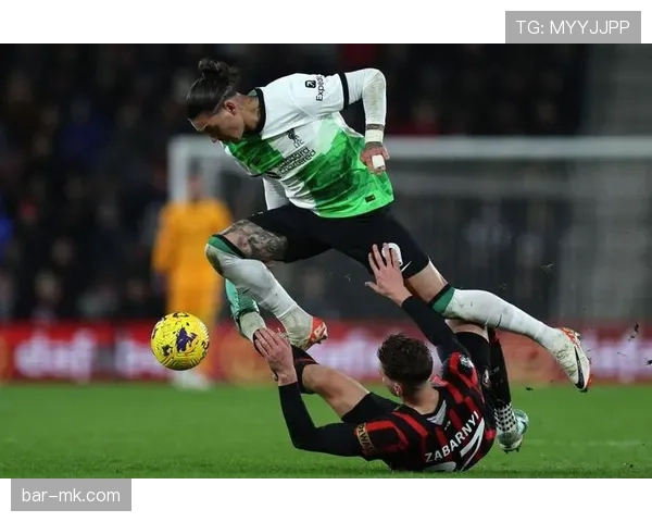 伯恩茅斯强势逆袭,大胜对手闪耀赛场 伯恩茅斯强势逆袭,大胜对手闪耀赛场