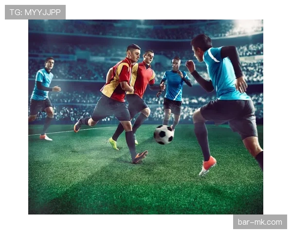 伯纳乌球场沸腾！球迷齐聚见证西甲激战，主队胜利点燃全场热情