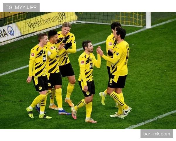 克洛普战术调整成效显现,球队近期表现稳健 克洛普战术调整成效显现,球队近期表现稳健