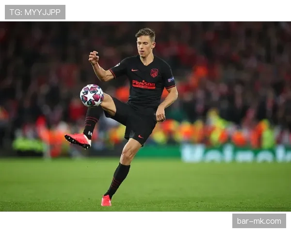 前场万金油:特罗萨德如何胜任多个进攻位置