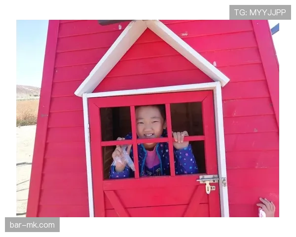 刚看到刘洋晒的家居图，我的租房钥匙瞬间变成笑话